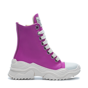 REBEL HIGH – Leather