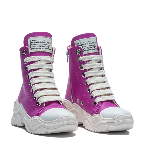 REBEL HIGH – Pelle