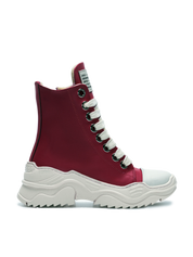 REBEL HIGH — Piele