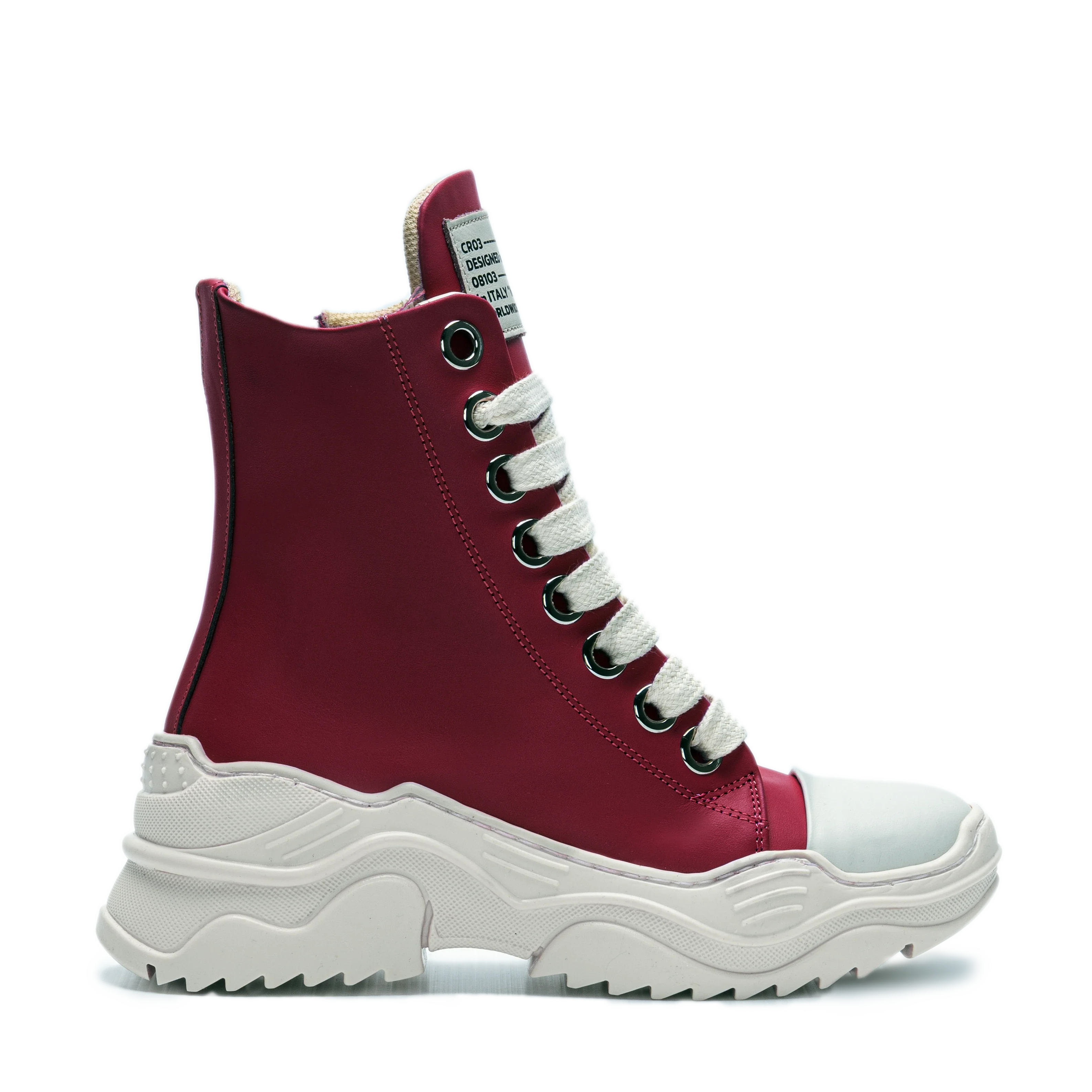 REBEL HIGH – Leather