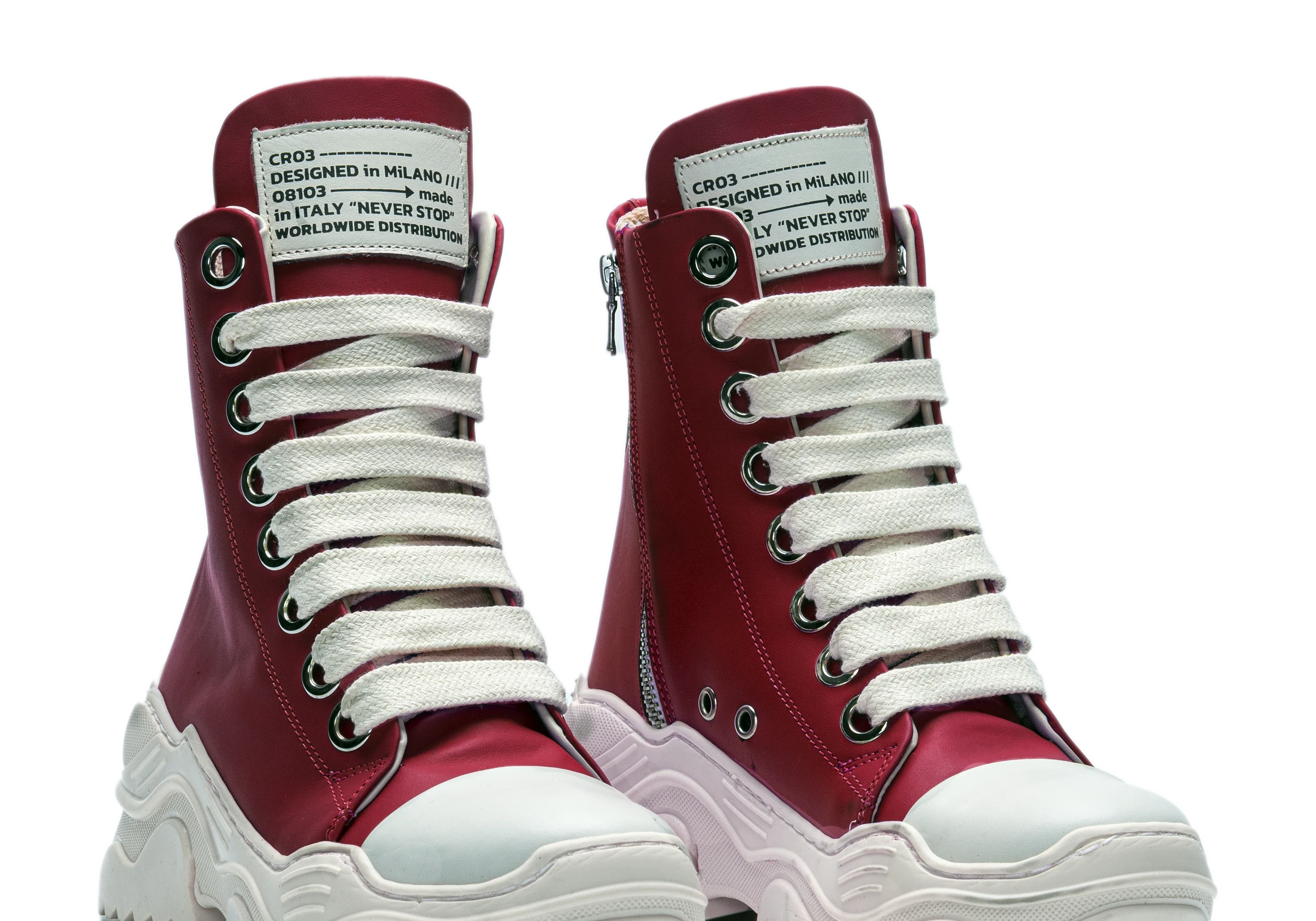REBEL HIGH – Cuir