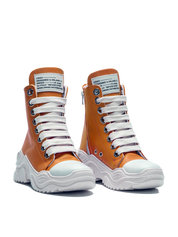 REBEL HIGH — Piele