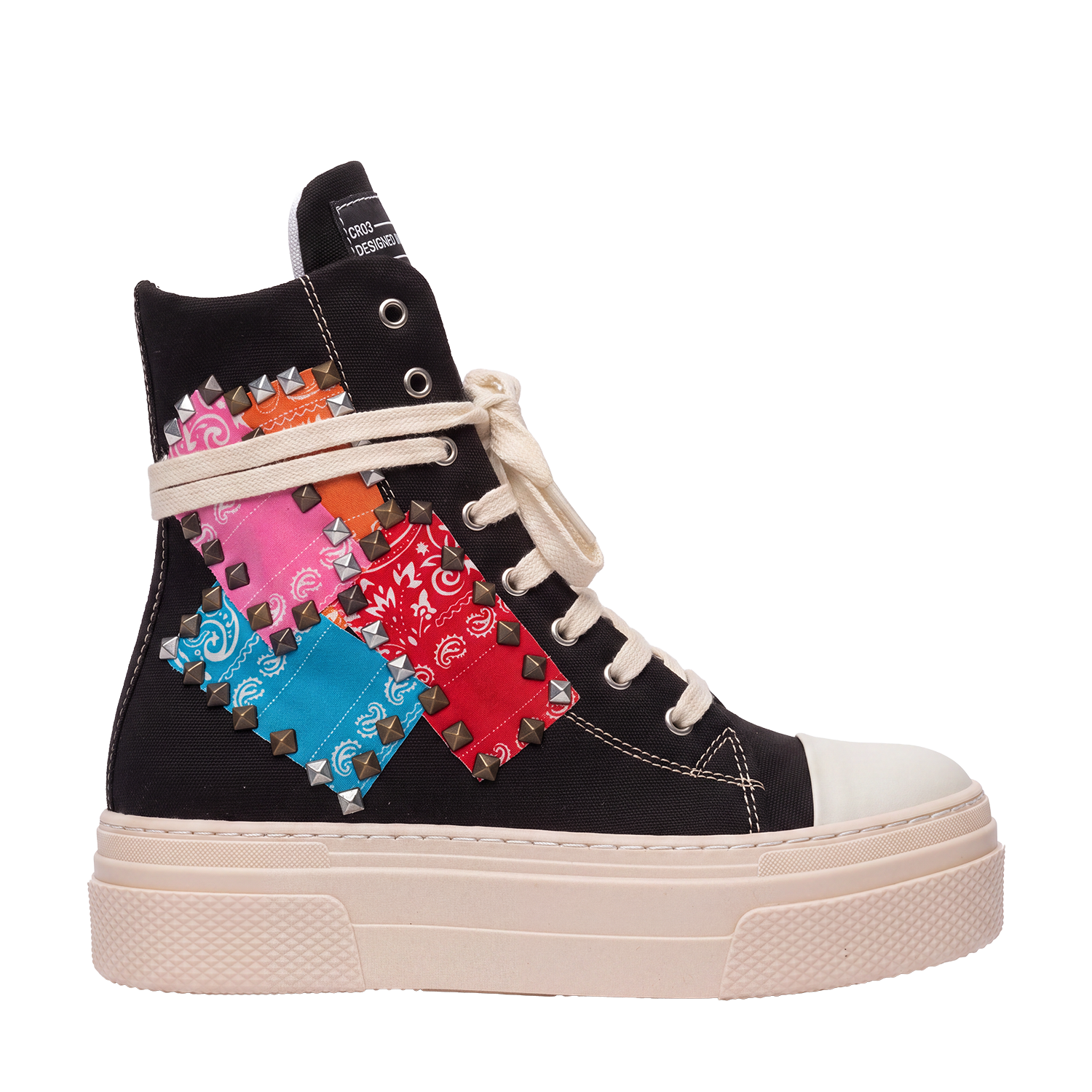 CALIPSO 300 - Canvas Bandana Studs