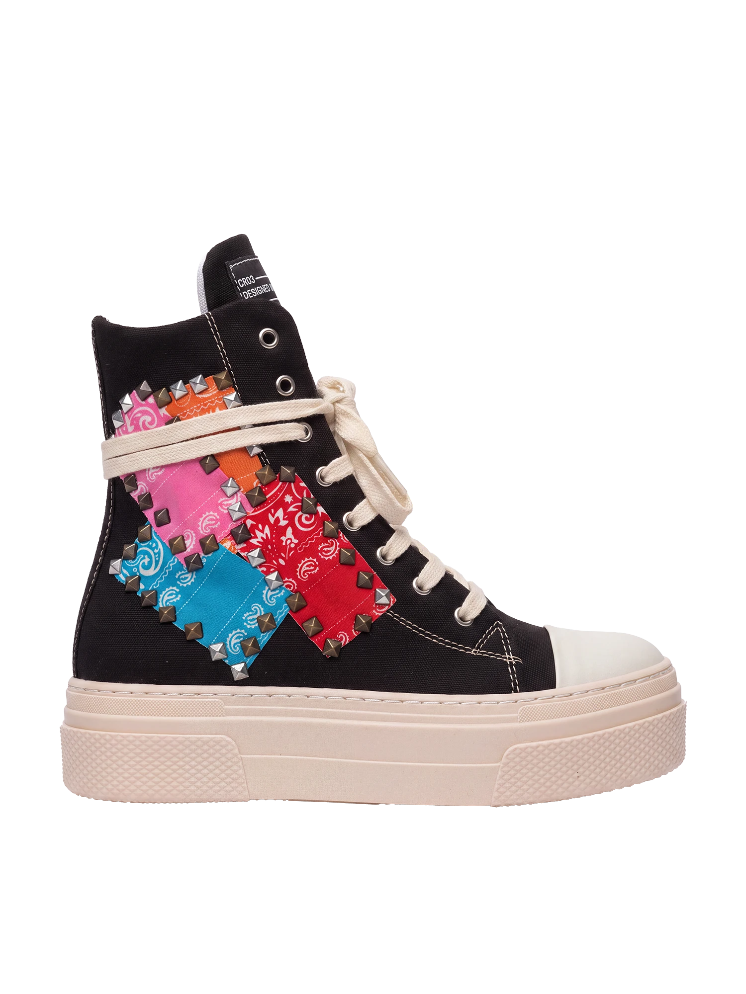 CALIPSO 300 - Canvas Bandana Studs