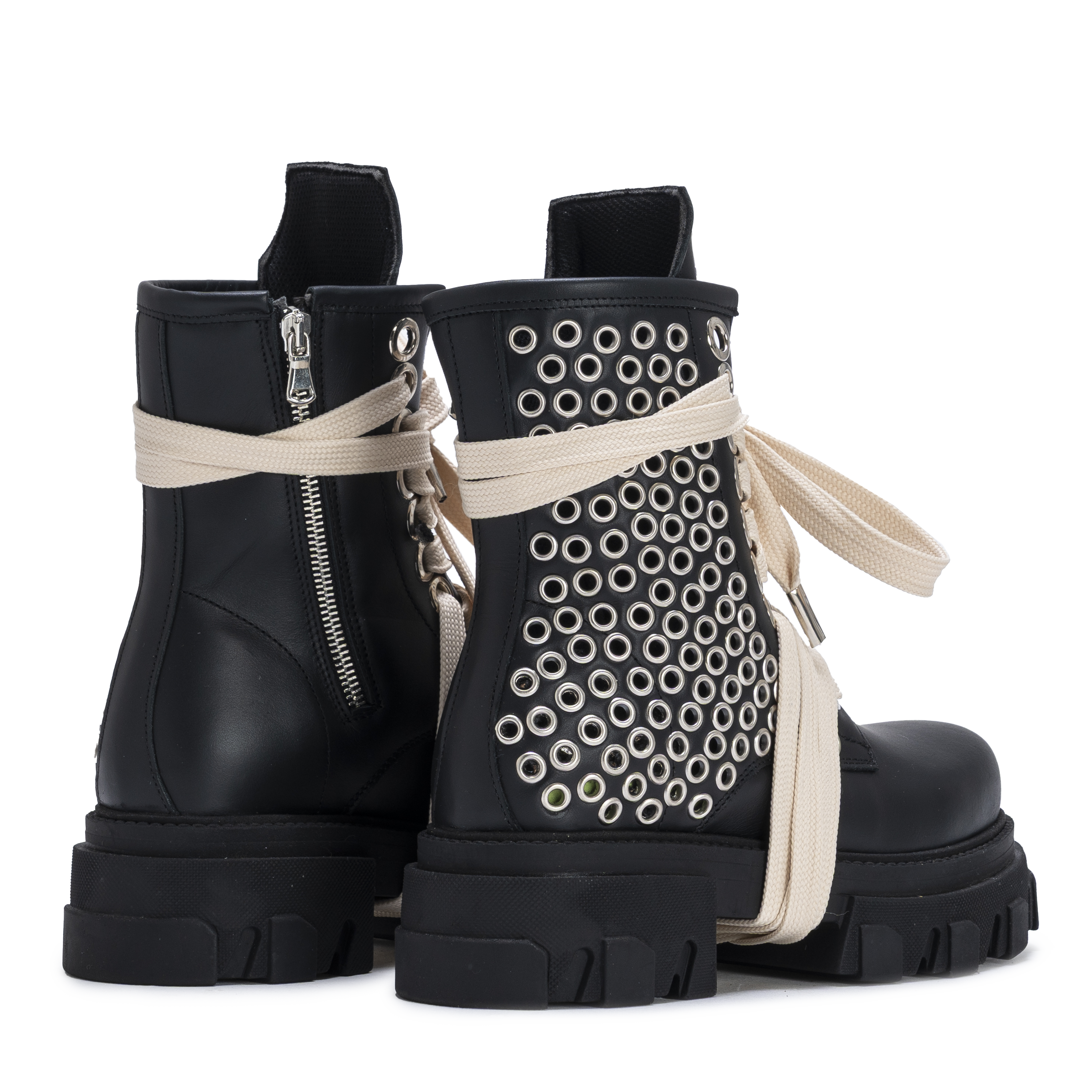 STARBOOT DOMINION – Black Silver Eyelets