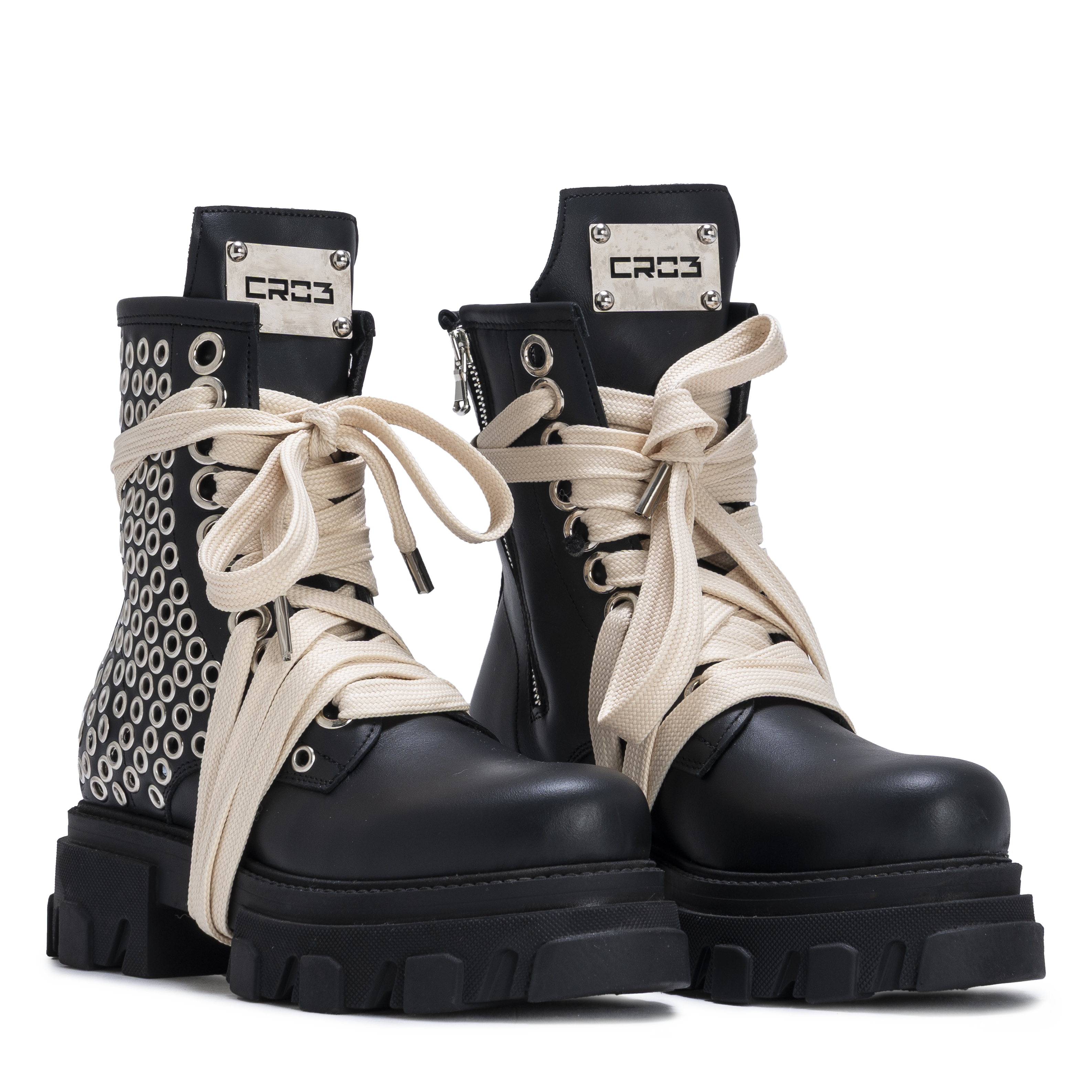 STARBOOT DOMINION – Black Silver Eyelets