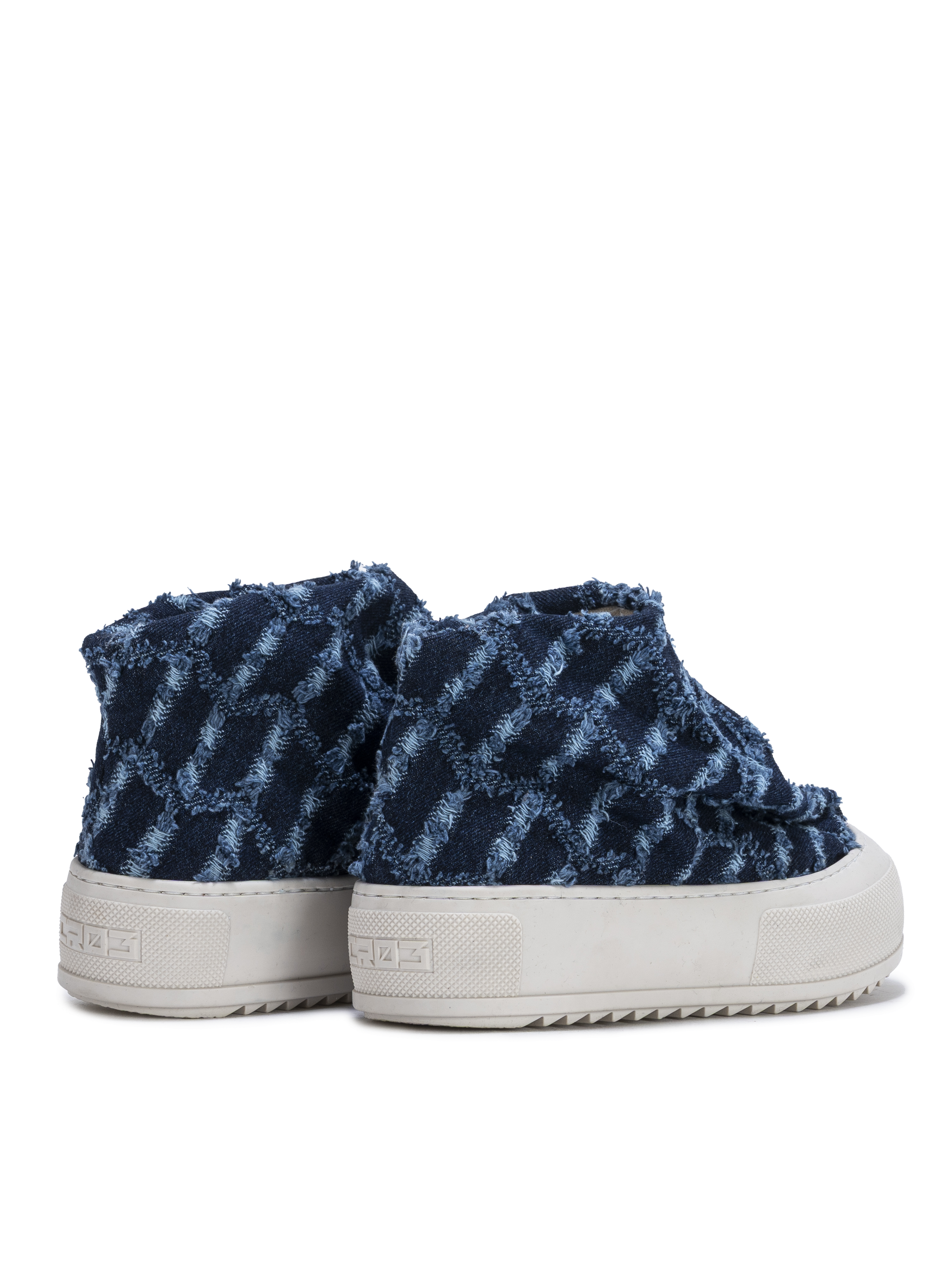 CLOUD — Strukturierter Denim