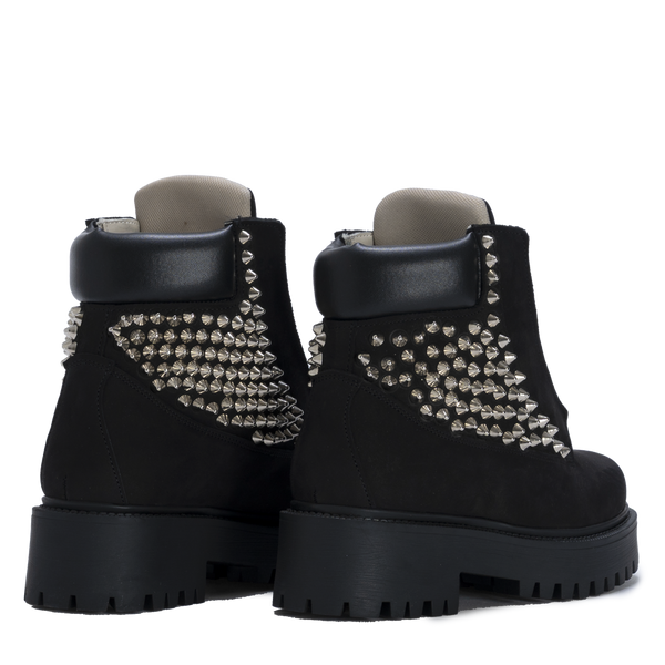 STARBOOT CUSTOM – Black Paint Riot