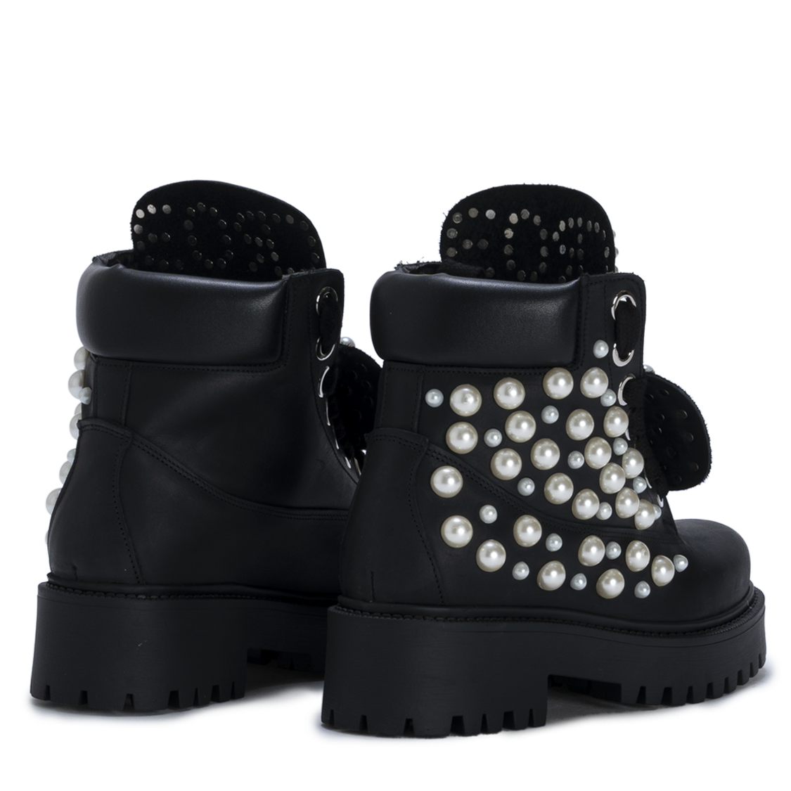 STARBOOTCUSTOM_PearlArmor-1.png
