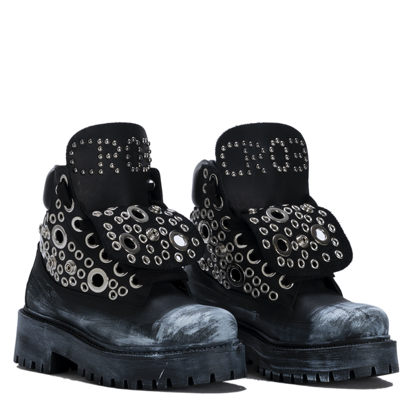 STARBOOT CUSTOM – Total Black Silver Eyelets Edition