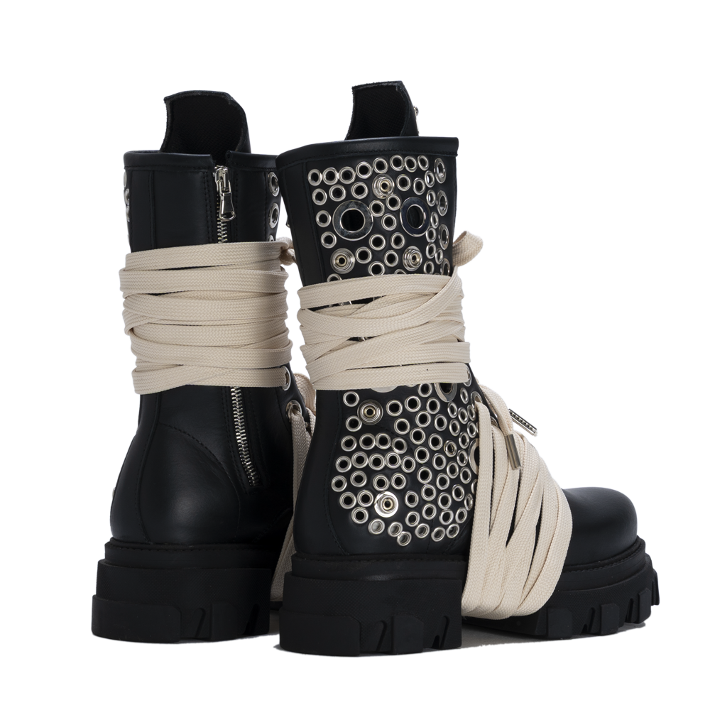 STARBOOT DOMINION – Black Silver Studs