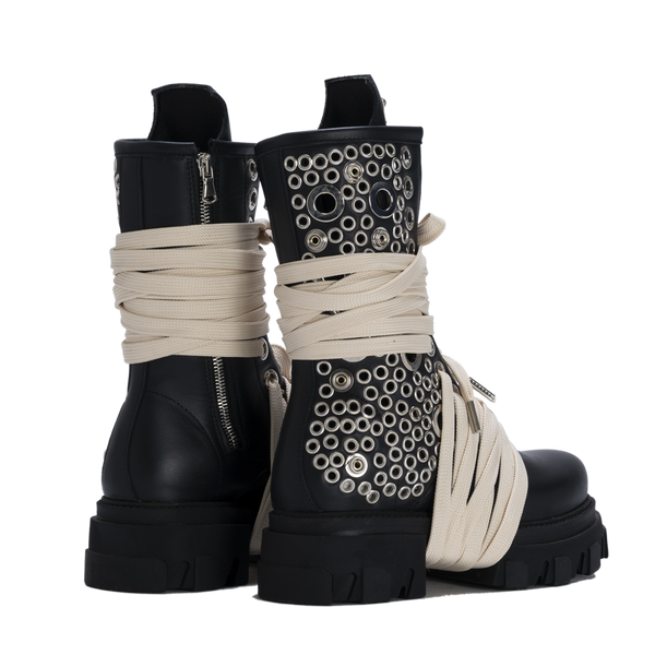 STARBOOT DOMINION – Black Silver Studs