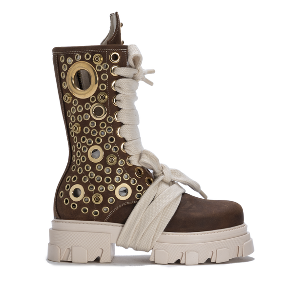 STARBOOT DOMINION – Brown Gold Studs